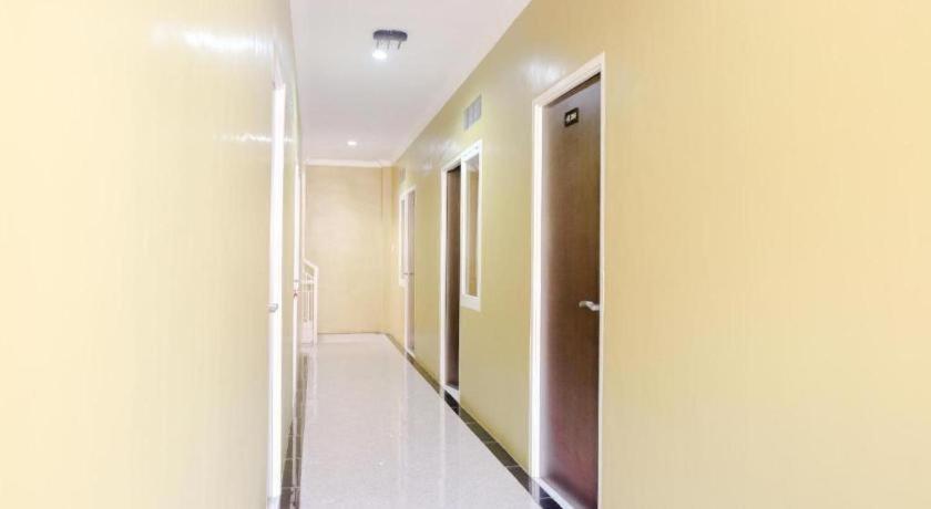 Noura Guest House Syariah Malang Exterior photo