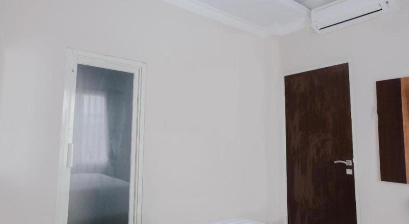 Noura Guest House Syariah Malang Exterior photo