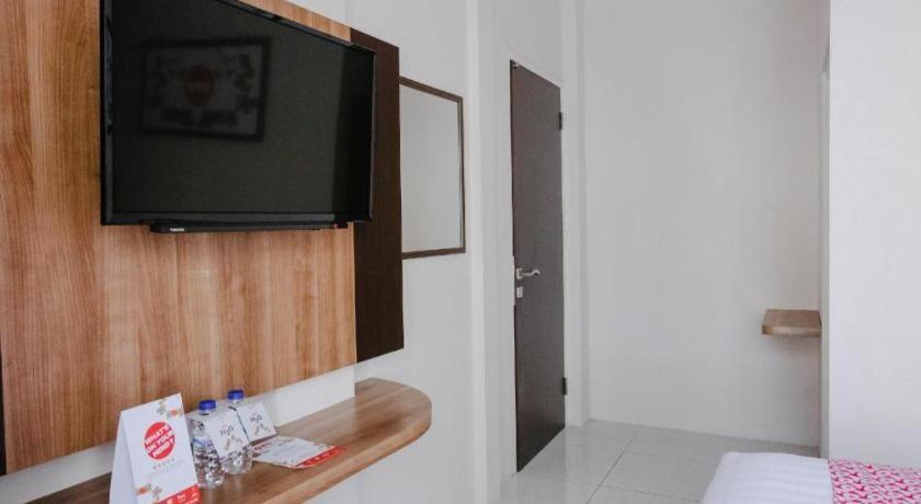 Noura Guest House Syariah Malang Exterior photo
